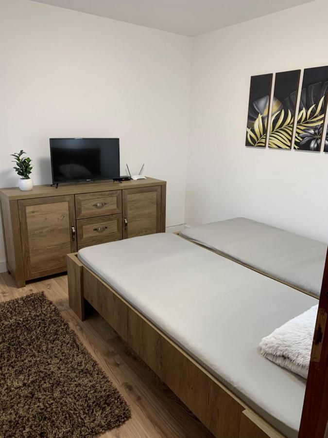 Apartment Varlak Dinnyes